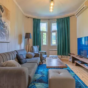 buradan rezervasyon yapın